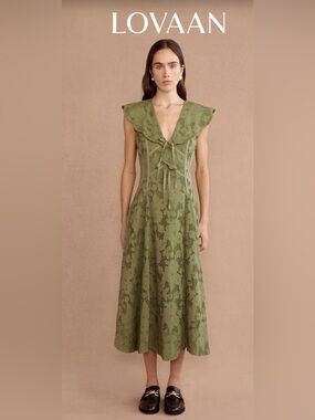 NWT Lovaan Rhia Olive Eyelet Midi Dress